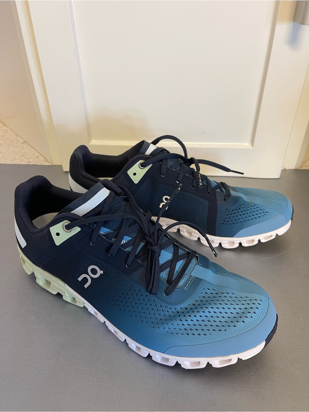 On Cloudflow Men's Performance Running Shoes Ink/Meadow - Sz 9.5 - NIB - Picture 3 of 11